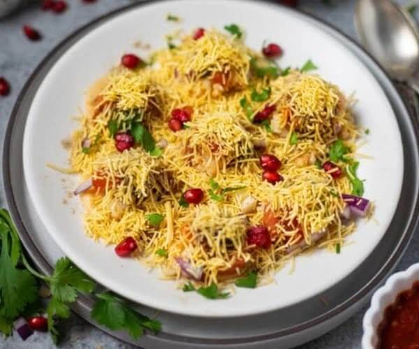 10. Sev Puri – Colorful, Crunchy & Full of Taste